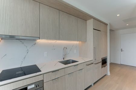 Apartment for rent, Montréal (Ville-Marie) - Photo 3