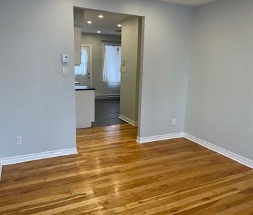 8120 Av. Wiseman - Photo 5