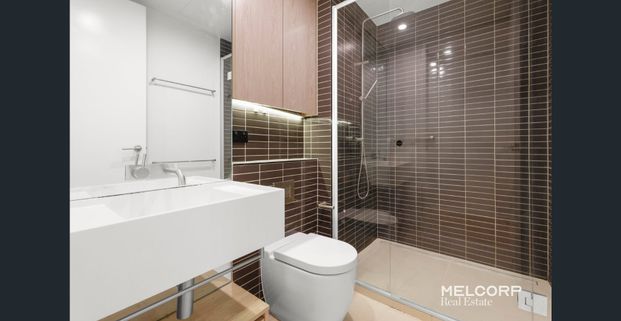 TWO BEDROOMS AT ROYAL ELIZABETH - WHITEGOODS ONLY - Photo 1