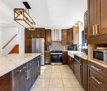 17396 Ch. Ste Marie, Kirkland, QC H9J - Photo 2