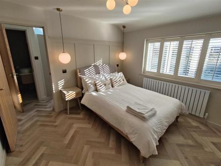 4 bedroom detached house to rent - Photo 5