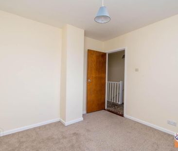 36 Brookvale Rise, Lisburn, BT28 1DE - Photo 5