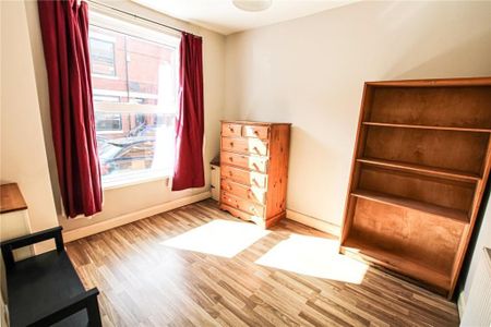 3 bedroom terraced house to rent - Photo 5