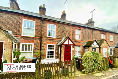 2 bed terraced house to rent in Branch Road, St. Albans, AL2 - Photo 3