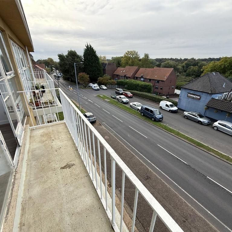 1 bedroom flat to rent - Photo 1