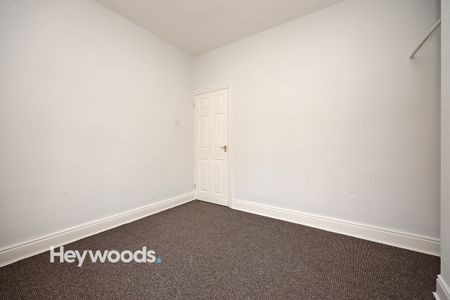 2 bed terraced house to rent in Smith Child Street, Stoke-on-Trent, Staffordshire - Photo 5