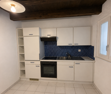 Magnifique 2.5 pièces en duplex au 3ème étage au coeur de la vieill... - Photo 3