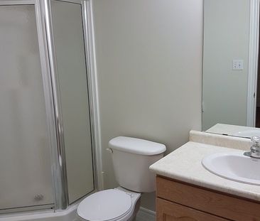 For Lease - 279 Nashville Circle Unit# 2, Hamilton, Ontario - Photo 5