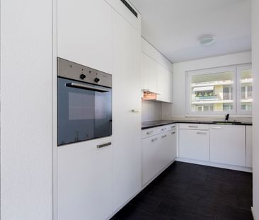 Attractive home in a sunny residential location is looking for you! - Foto 1