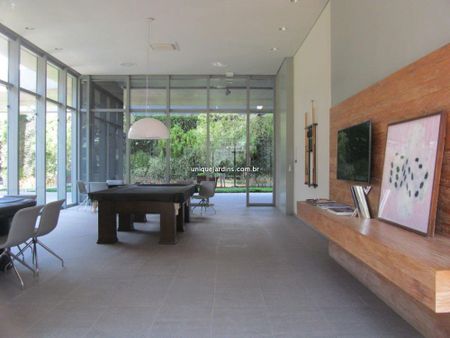 Vila Nova Conceição: 1 Suíte | 2 Vagas | 72 m² úteis - Photo 2