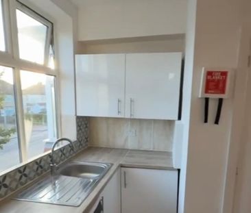 Studio Flat, Pinner Road, HA1 - Photo 4