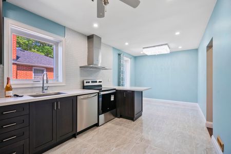 For Lease - 31 Rossford Road, Toronto, Ontario - Photo 4