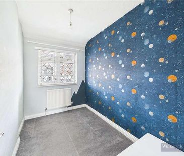 Hazelbank, Surbiton, KT5 - Photo 4