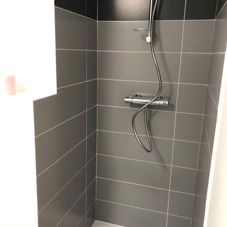 1 pièce - Meublé - 28,37 m² - 2ème étage - Colocation non autorisée - Photo 4