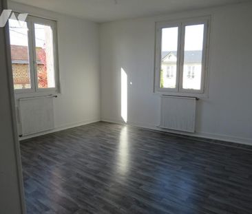 A louer, à BELBEUF (76240), une MAISON individuelle comprenant au R... - Photo 2