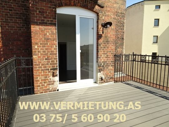 Gemütlichkeitsfaktor Kamin & im Sommer riesige Terrasse & Einbauküche vorhanden - Photo 1