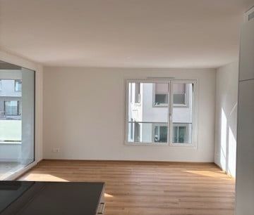 Moderne 3.5-Zimmer-Wohnung für ruhige Mieterinnen und Mieter ab 50 ... - Photo 2