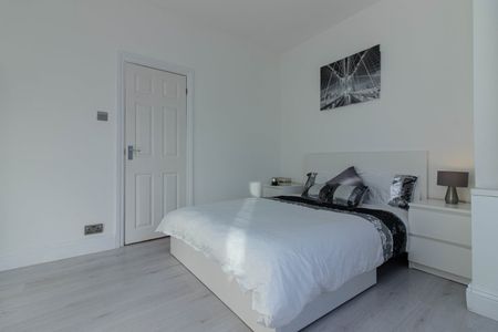 2 Bed Flat, Dartmouth Road, NW4 - Photo 2