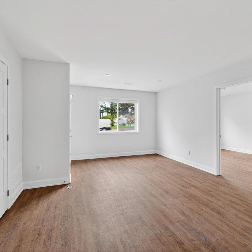 For Lease - 600 Second Street Unit# Unit #7B, Cornwall, Ontario - Photo 1