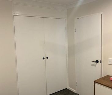 Broadbeach - Photo 4