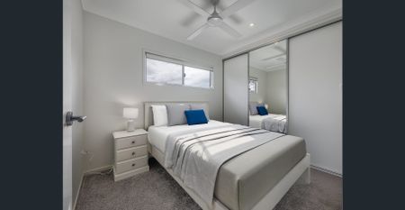 MODERN, FULLY FURNISHED, STUDIO APARTMENT - Photo 3