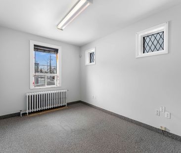 For Lease - 1641 Victoria Pk Avenue, Toronto, Ontario - Photo 1