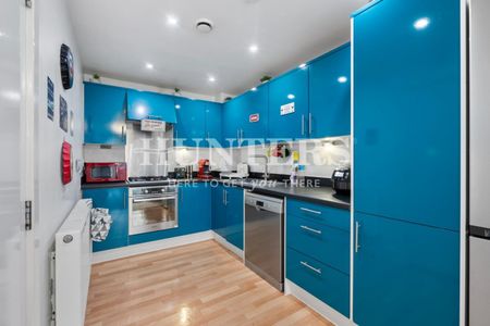 3 bedroom House To Let Total Size: 927 SQ FT - Photo 4