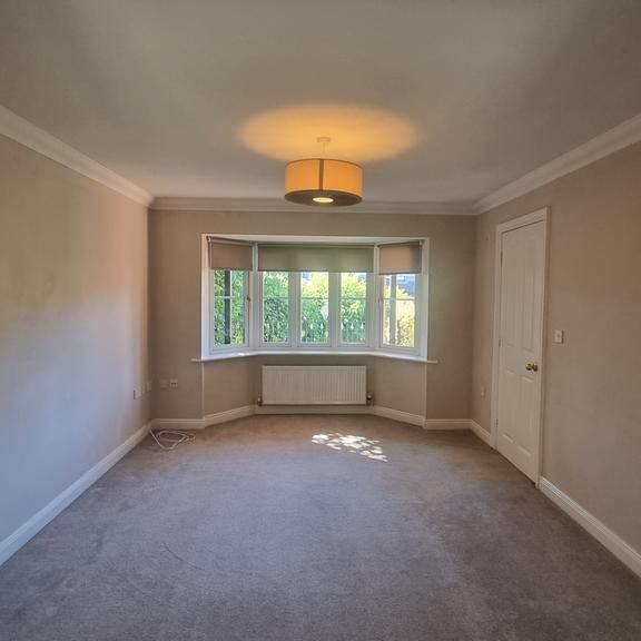 4 bedroom detached house to rent - Photo 1