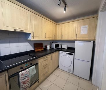 1 bedroom property to rent - Photo 1