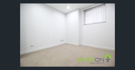 EXTRA LARGE GROUND FLOOR APARTMENT - Photo 3