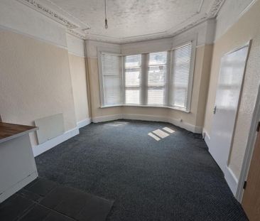 1 bedroom ground floor flat to rent - Photo 1