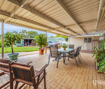 Family Home with large Powered Workshop - Plus Shed - Photo 2