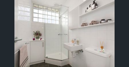 TOTALLY Smart Living! - Photo 4