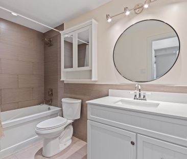 For Lease - 3083 Cawthra Road Unit# 23, Mississauga, Ontario - Photo 6