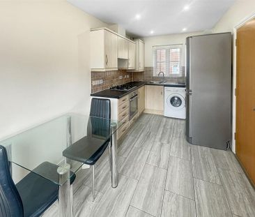 2 bedroom terraced house to rent - Photo 6