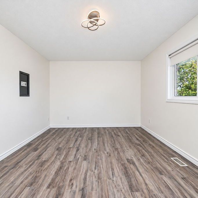 For Lease - 195 Vodden Street Unit# Main, Brampton, Ontario - Photo 1
