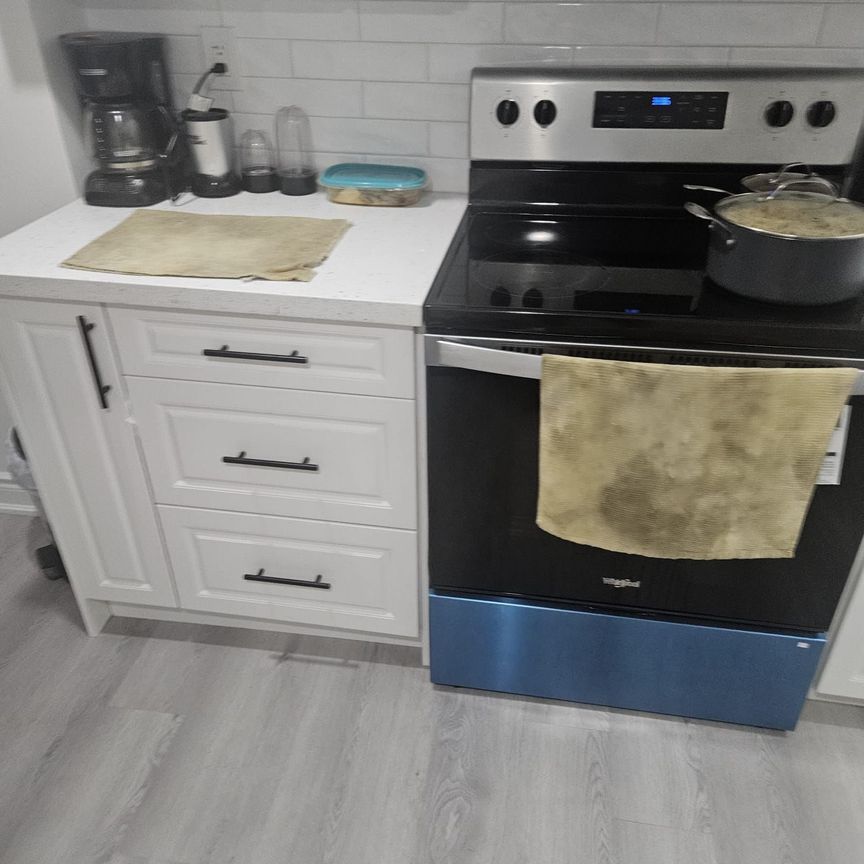 For Lease - 1372 Rebecca Street, Oakville, Ontario - Photo 1