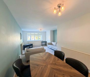 2 bedroom semi-detached house to rent - Photo 3