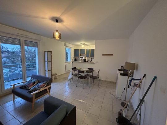 Location Appartement 2 pièces 50m² BELLERIVE SUR ALLIER 03700 - Photo 1