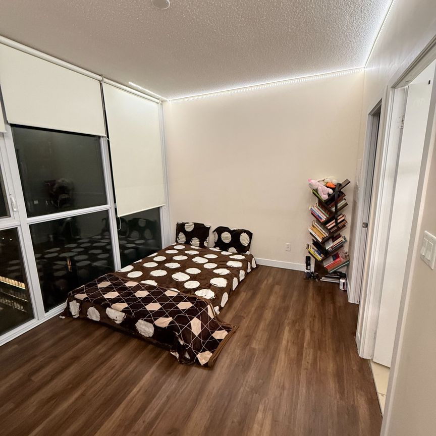 For Lease - 4065 Brickstone Mews Unit# 1806, Mississauga, Ontario - Photo 1