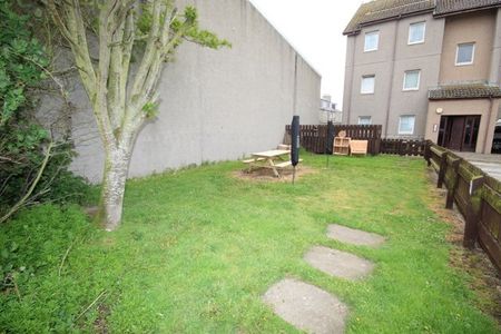 Flat A, 104 Charlotte Street, AB43 9LS, Fraserburgh - Photo 4