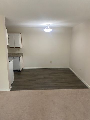 Bevan Terrace 2BD/1BA - Photo 3