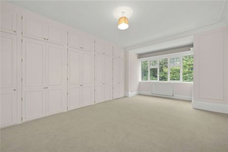 Recently refurbished, spacious two-bedroom garden flat in a convenient Sunningdale location. - Photo 5