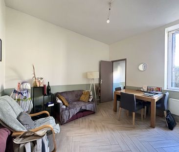 Apartment - Photo 2