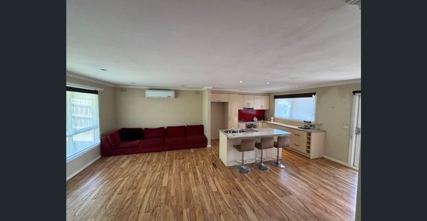 3-Bedroom Home with Separate Studio/Retreat - Photo 1