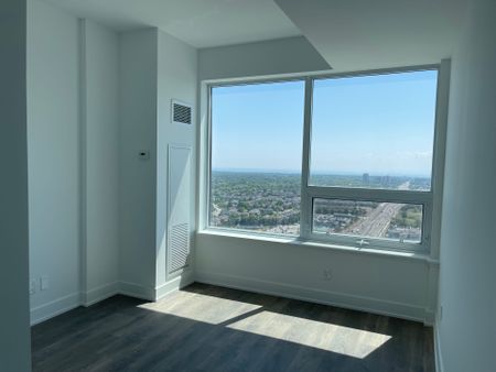 For Lease - 297 OAK WALK Drive Unit# 2310, Oakville, Ontario - Photo 3