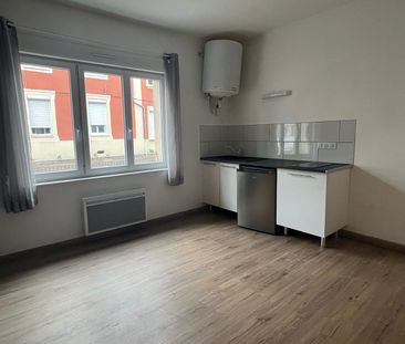 Location Appartement 1 pièce 27m² - Photo 2