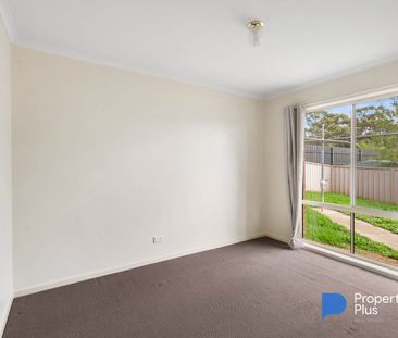 Neat & Low-Maintenance Living in a Quiet Court - Photo 1