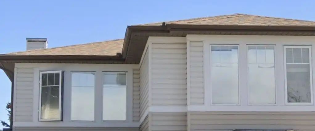 3-Bedroom Upper-Level Home for Rent in Panorama Hills — 3 Bedrooms Main Floor - Photo 1