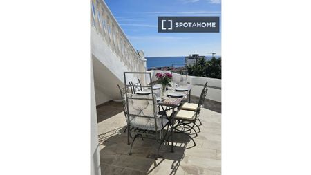 2 room luxury Flat for rent in Torremolinos, Andalusia - Photo 3